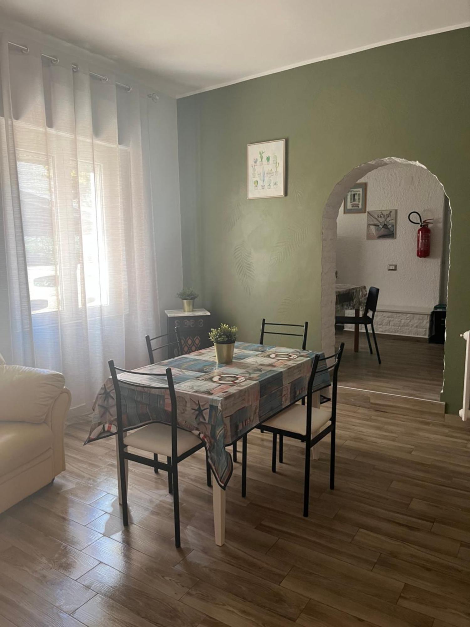 Bouganville Casa Vacanza Ambiente Climatizzato Con Wi Fi Pineto Exterior foto