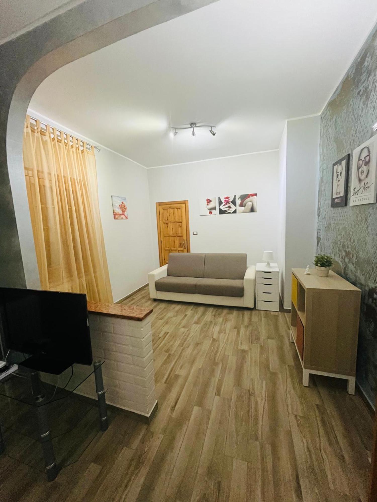Bouganville Casa Vacanza Ambiente Climatizzato Con Wi Fi Pineto Exterior foto